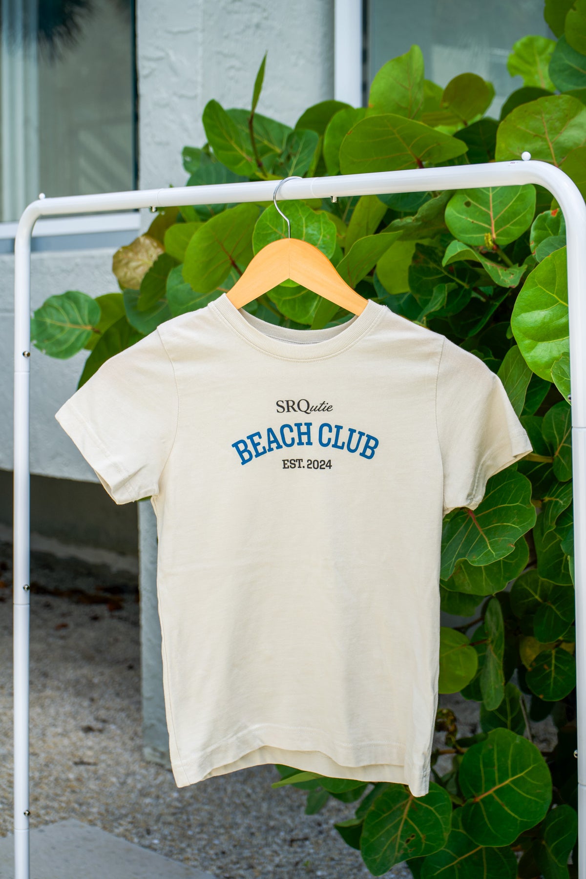 The Youth SRQutie Beach Club Tee in Natural