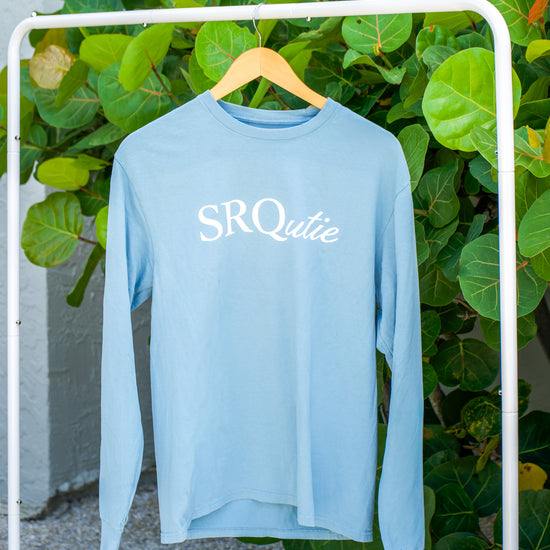 The women's Signature SRQutie LS Tee in Glacier
