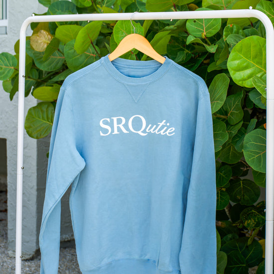 The women's Signature SRQutie Sweatshirt in Glacier