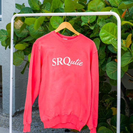 The women's Signature SRQutie Sweatshirt